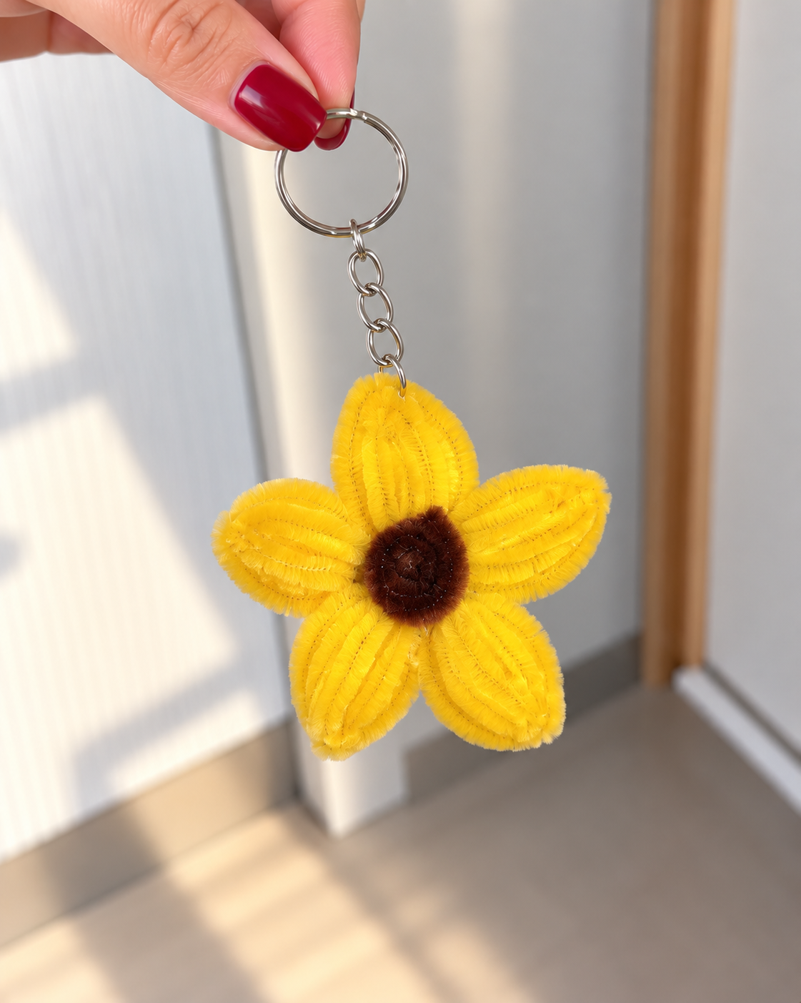 Handmade Pipe Cleaner Flower Keychain – Cute Chenille Bag Charm