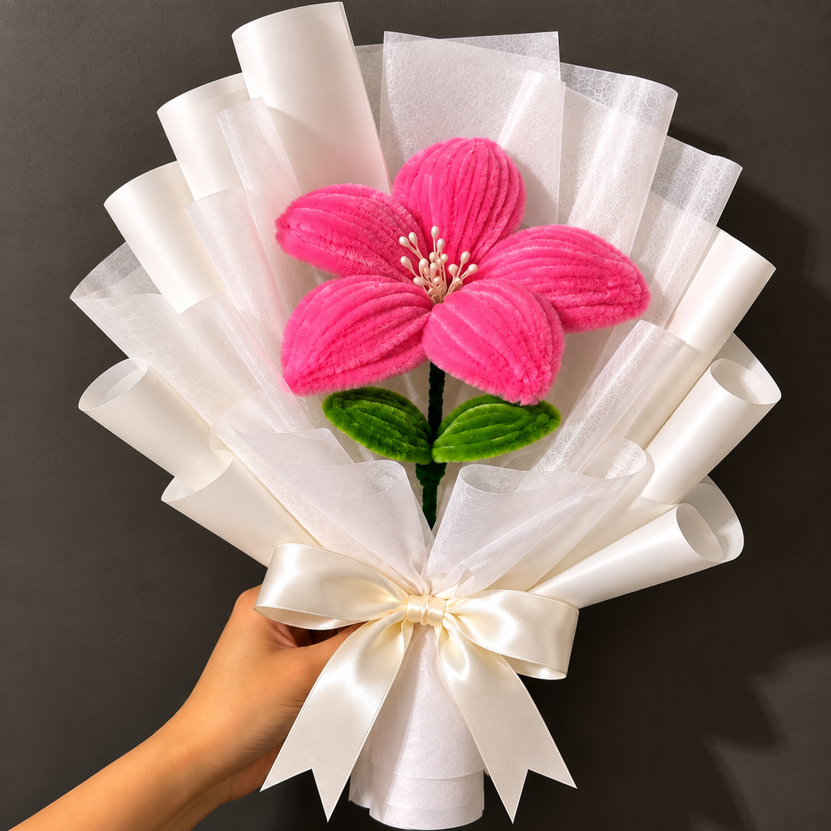 Handmade Pipe Cleaner Flower Bouquet | Everlasting Gift in 4 Colors