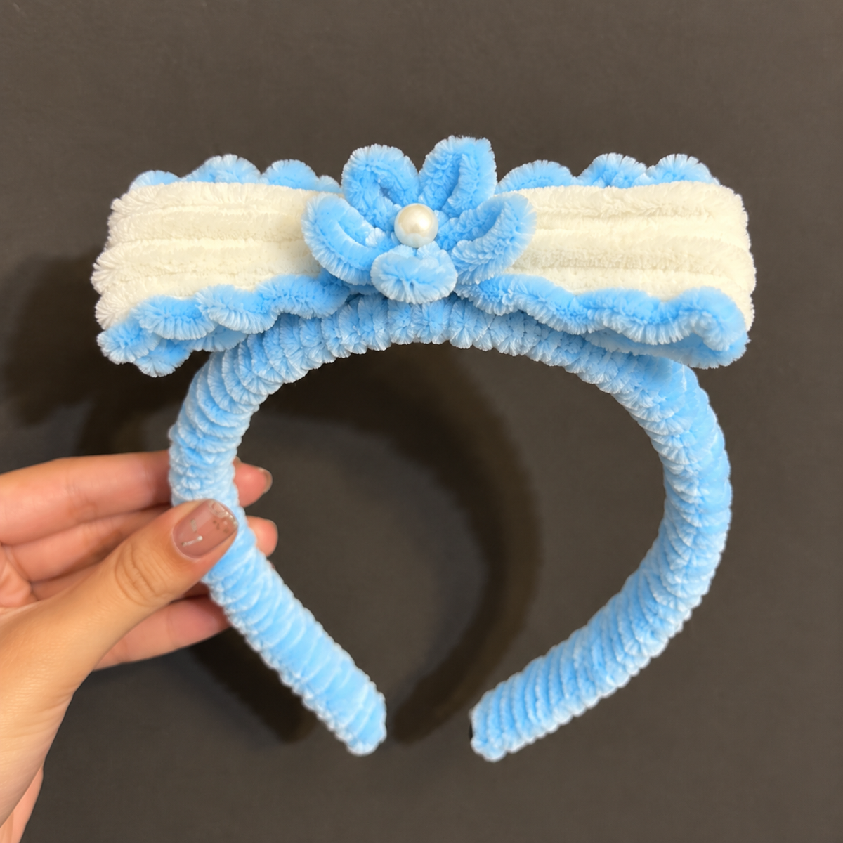 Dreamy Girl Pipe Cleaner Headband – Sky Blue