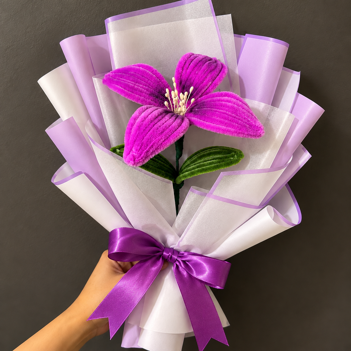 Handmade Pipe Cleaner Flower Bouquet | Everlasting Gift in 6 Colors