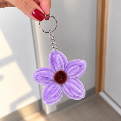 Handmade Pipe Cleaner Flower Keychain – Cute Chenille Bag Charm