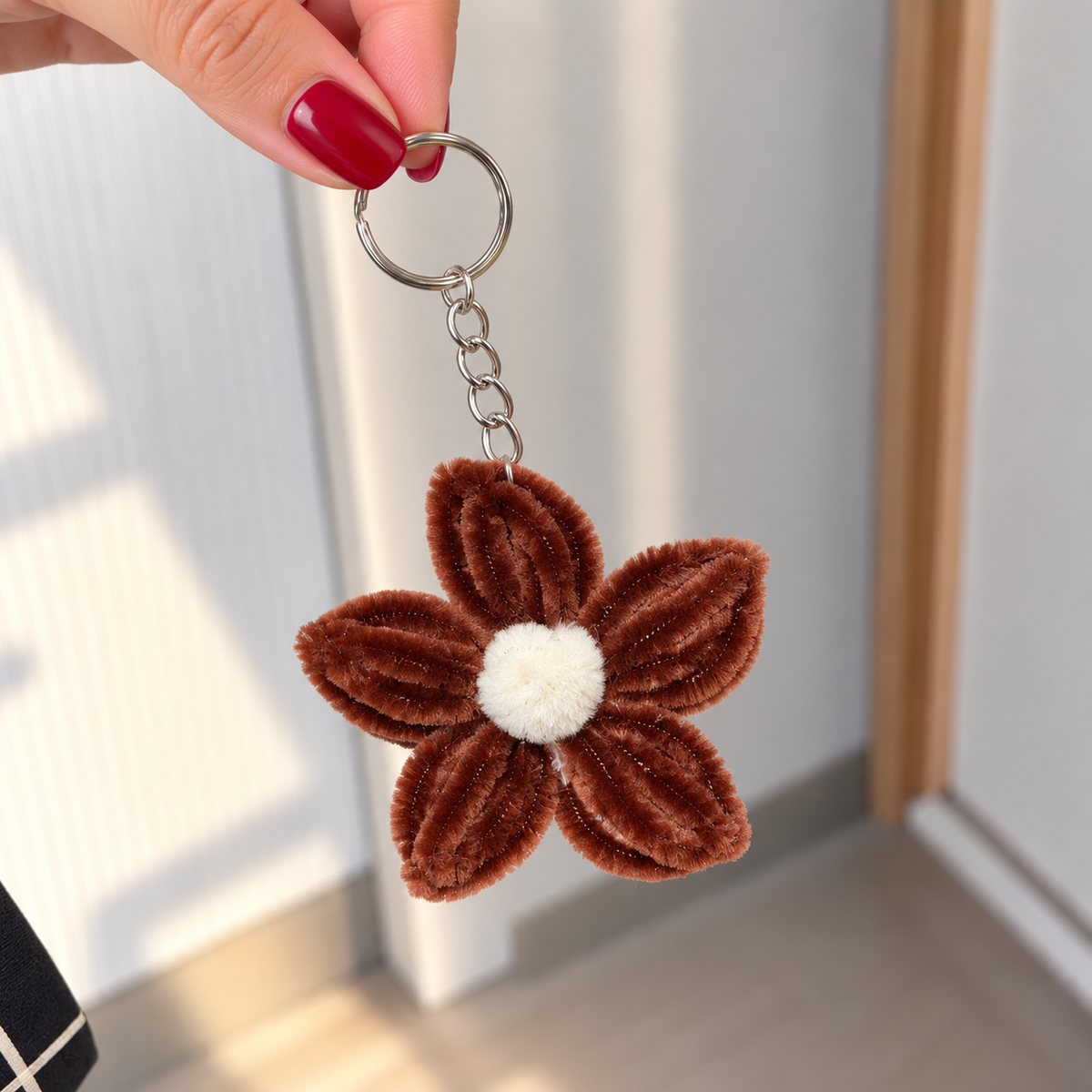 Handmade Pipe Cleaner Flower Keychain – Cute Chenille Bag Charm